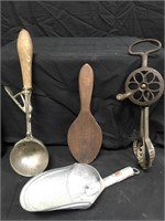 Vintage Kitchen Utensil Lot