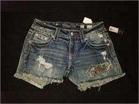 Miss Me jean shorts size 27