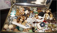 Jewelry & Trinkets in Tin