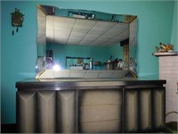 Bassett Furniture Dresser with Mirror