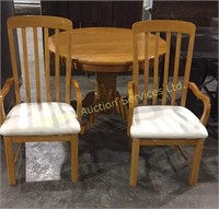 Kitchen table with chairs table is 30x32 and