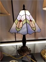 STAINED GLASS SMALL TABLE LAMP