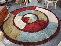 LARGE ROUND PATTERNED AREA RUG