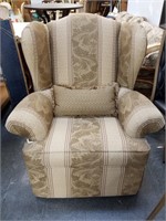 LARGE COMFY OVERSIZED ARM CHAIR
