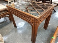 RATTAN END TABLE W GLASS TOP