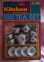 Miniature Tea Set NIP