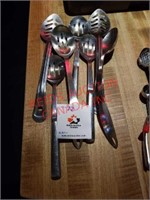 7 serving spoons