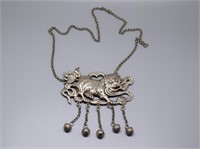 Chinese silver necklace with pendant