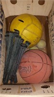 BOX OF ASSORTED SPORTS BALLS & GOLF CLUB GRIPS