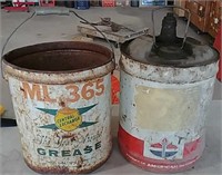 Grease and gas can