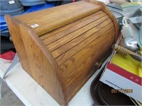 Oak Wood Bread Box