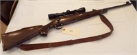 Winchester Model 70 Deluxe Rifle