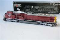 Kato EMD SD90/43MAC, model locomotive,