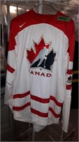 TEAM CANADA SIZE L NIKE HOCKEY JERSEY  WHITE/RED