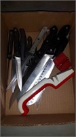 Flat of knives and sharpeners