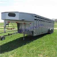 Titan 7X24ft Gooseneck livestock trailer