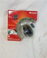 Microsoft wireless laser mouse 7000 NIB