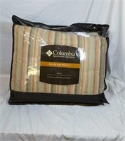 Columbia queen comforter set new in package