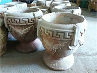 Concrete flower pots(2)