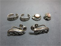 Pair of Sterling Earrings & Pieces, 10.0g