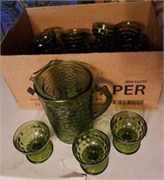 26 pc vintage green pitcher & glass set