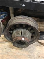 wheel with wood axel