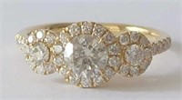 18ct Yellow Gold Diamond ring featuring centre