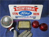 1976 ford license plate -tach -old registrations