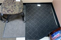 Lot - rugs and door mats