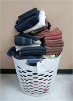 Lot, laundered hand towels
