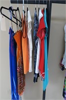 Lot - New Medium Woman's Clothing, includes: