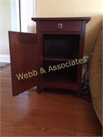 Stickley Cherry side table