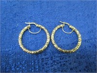 14k gold hoop earrings