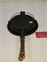 Griswold Waffle Iron No. 8