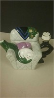 Adorable Ceramic Cat Tea Pot