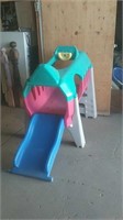 Outdoor Child's Activity/Slide Comes Apart For