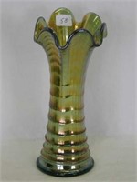 Ripple 6 1/2" vase - green