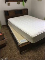 Bed & Mattress/Box springs