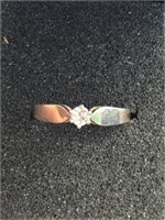 Ladies 14kt Gold Diamond Ring