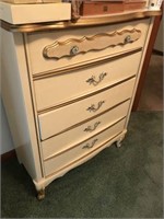 5 Drawer Chest and Matching 4 Drawer Nightstand