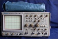 Tektronix  2445 Oscillosope 150 MHZ