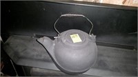 Cast Iron tea Pot