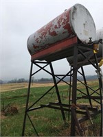 200 Gallon Gas Tank on Stand