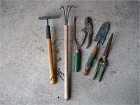 6 Garden Tools 1 Lot
