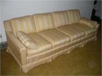 Couch 23 x 38 x 87