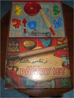 Vintage Little Sisters Childs Pastry Set w/