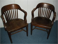 2 Wood Matching Chairs 23 x 31 x 32
