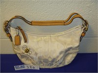 Coach White Handbag W/Bumble Bee Emblem Décor &