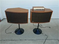 Set of Bose 901 Series IV speakers