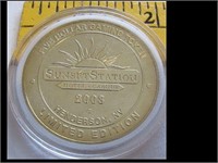 2003 $5 GAMING TOKEN - SUN SET STATION - LIMITED